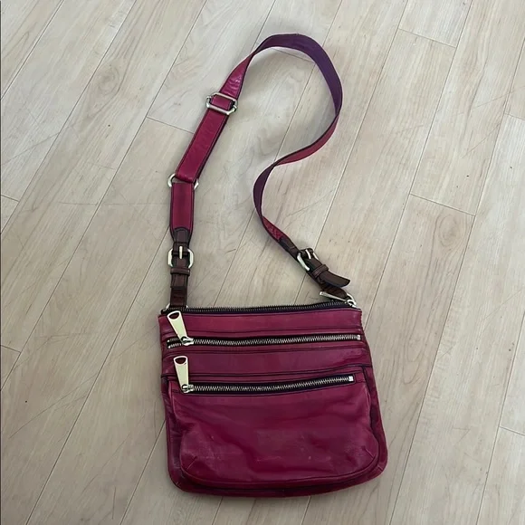 Fossil Red Burgundy Crossbody Bag with Adjustable Strap and Gold tone Hardware - Picture 12 of 12